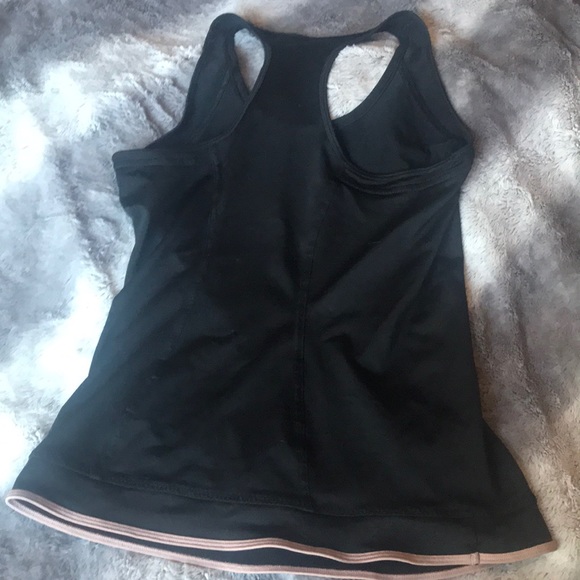 Adidas Run Top - Picture 3 of 3